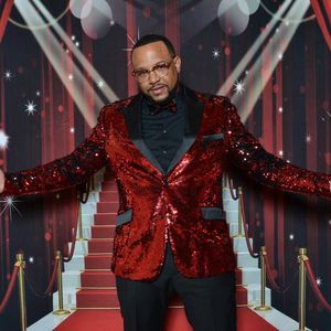 Meet your Posher, Dee